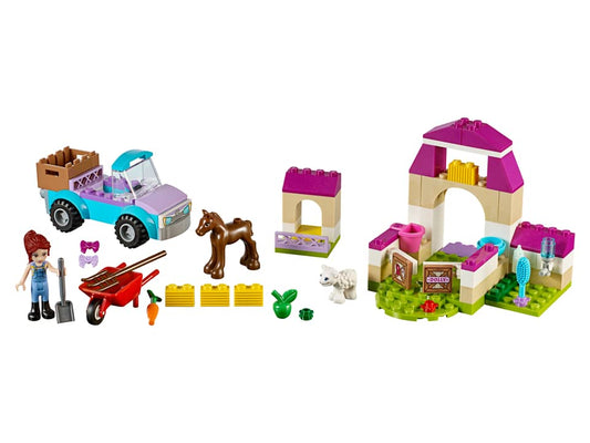 10746 Mia's Farm Suitcase