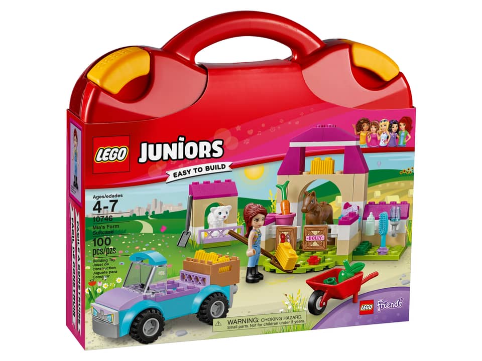 10746 Mia's Farm Suitcase