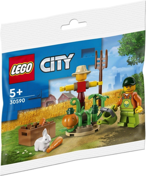 30590 Farm Garden and scarecrow