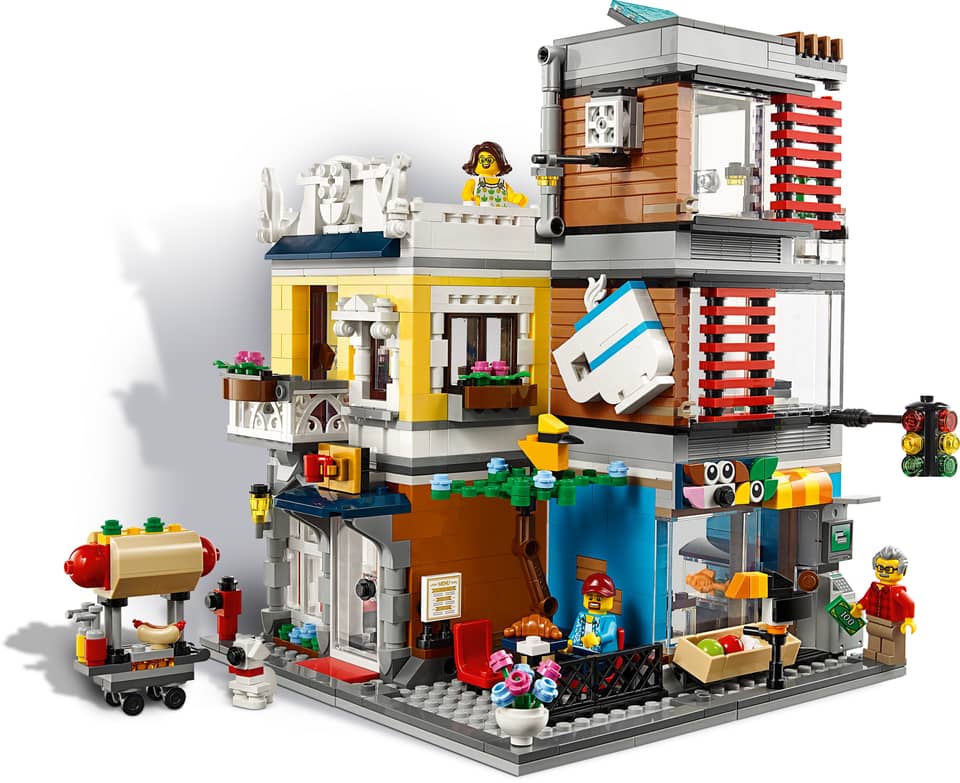 31097 Townhouse Pet Shop & Café
