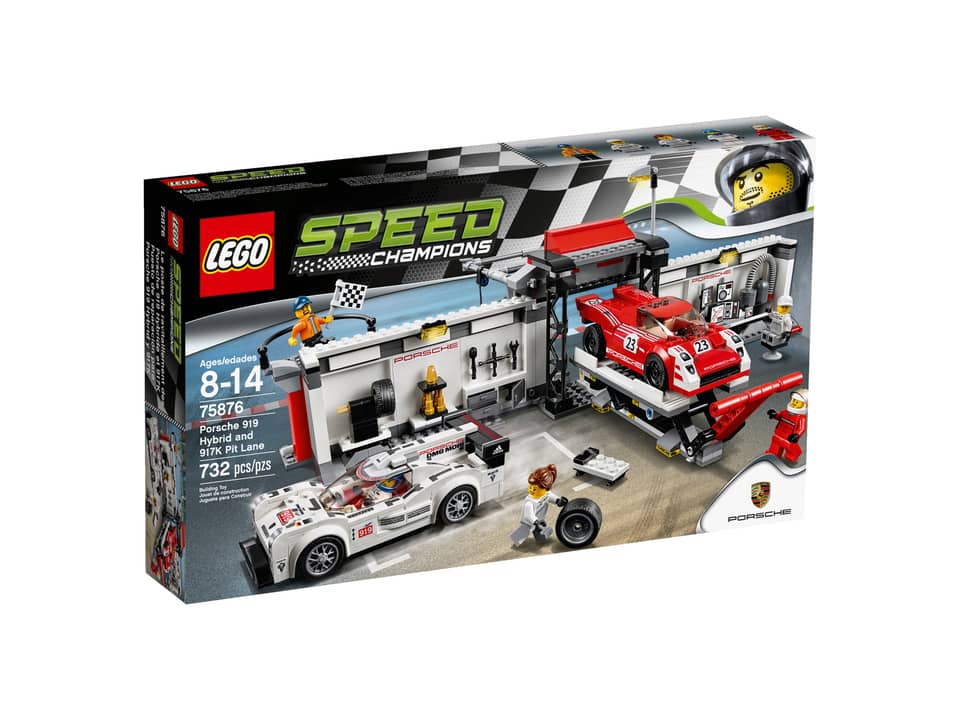 75876 Porsche 919 Hybrid and 917k Pit Lane