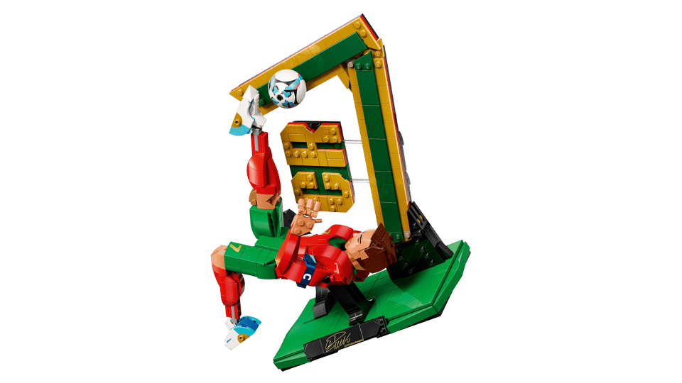 43016 Cristiano Ronaldo – Soccer Legend