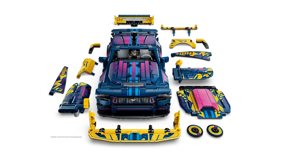 42236 Custom Garage Ford Mustang GT Car
